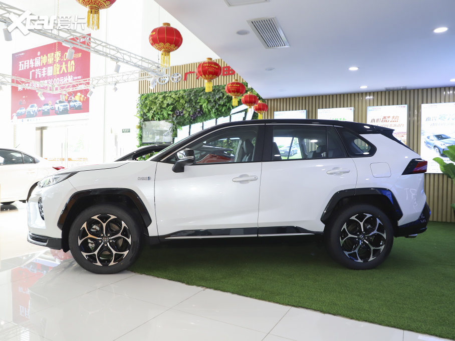 2021m_(d)Դ 2.5L (q)