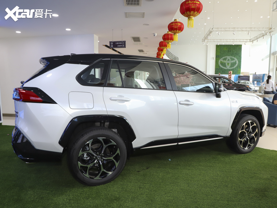 2021m_(d)Դ 2.5L (q)