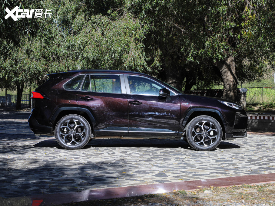 2021m_(d)Դ 2.5L (q)