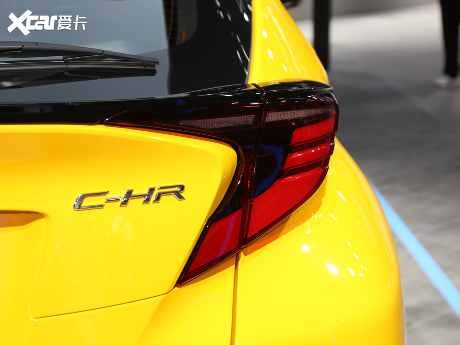 2021���S��C-HR�p�� �p�� 2.0L E-CVT���F��