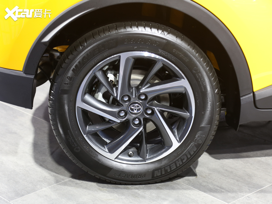 2021���S��C-HR�p�� �p�� 2.0L E-CVT���F��