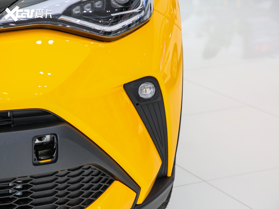 2021���S��C-HR�p�� �p�� 2.0L E-CVT���A��