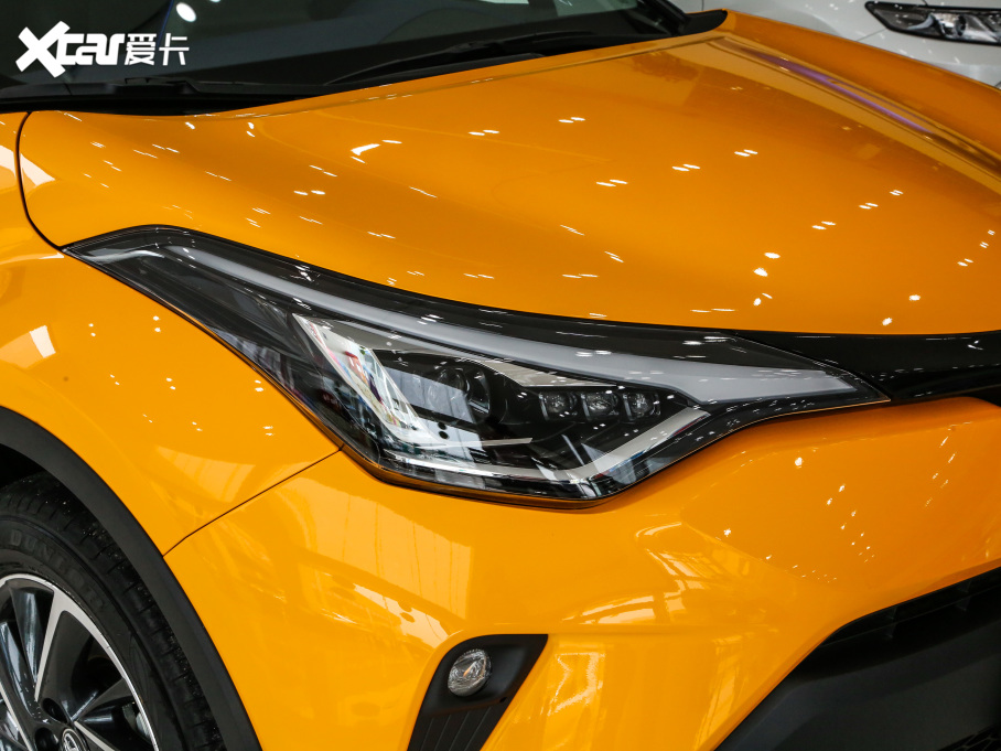 2021���S��C-HR�p�� �p�� 2.0L E-CVT���A��