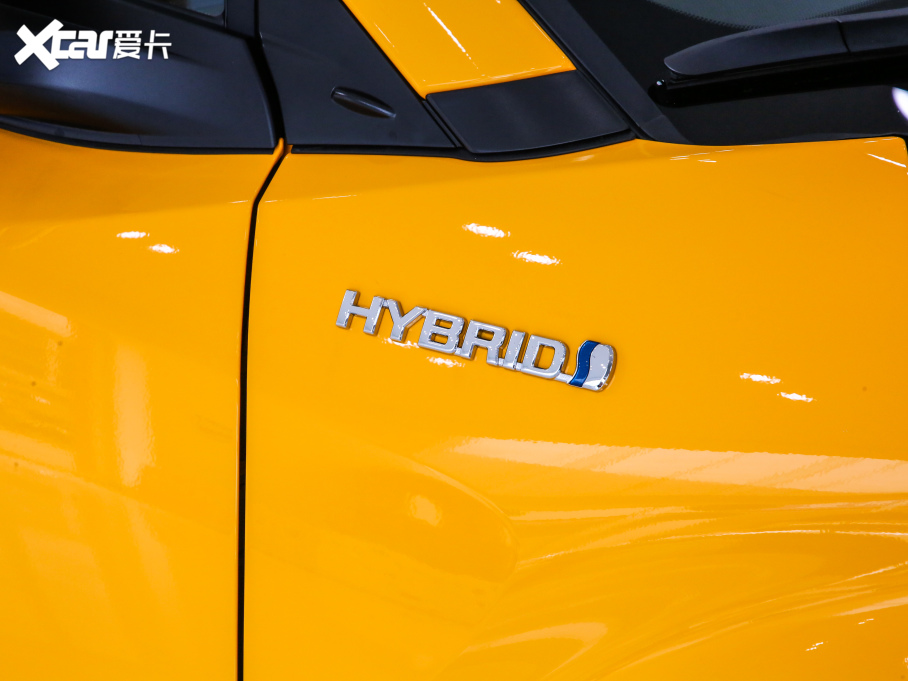 2021���S��C-HR�p�� �p�� 2.0L E-CVT���A��