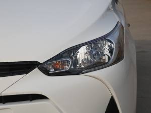 2021款1.5L CVT领先版 大灯
