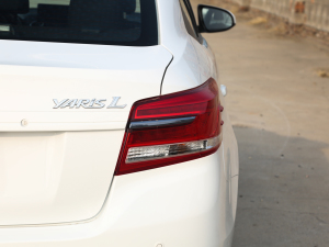 2021款1.5L CVT领先版 尾灯