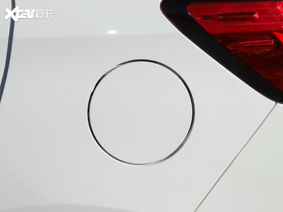 2021��YARiS L ���� 1.5L CVT�I�Ȱ�