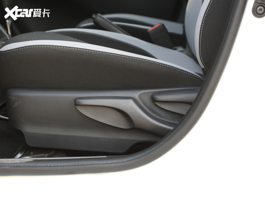 2021YARiS L X X 1.5L CVTA