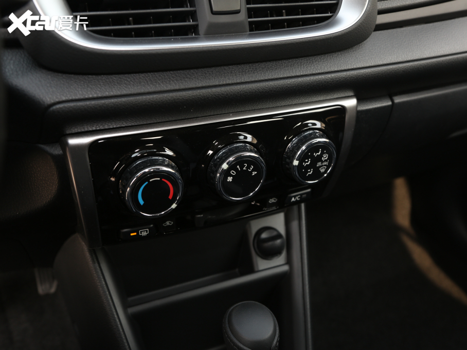 2021YARiS L X X 1.5L CVTA