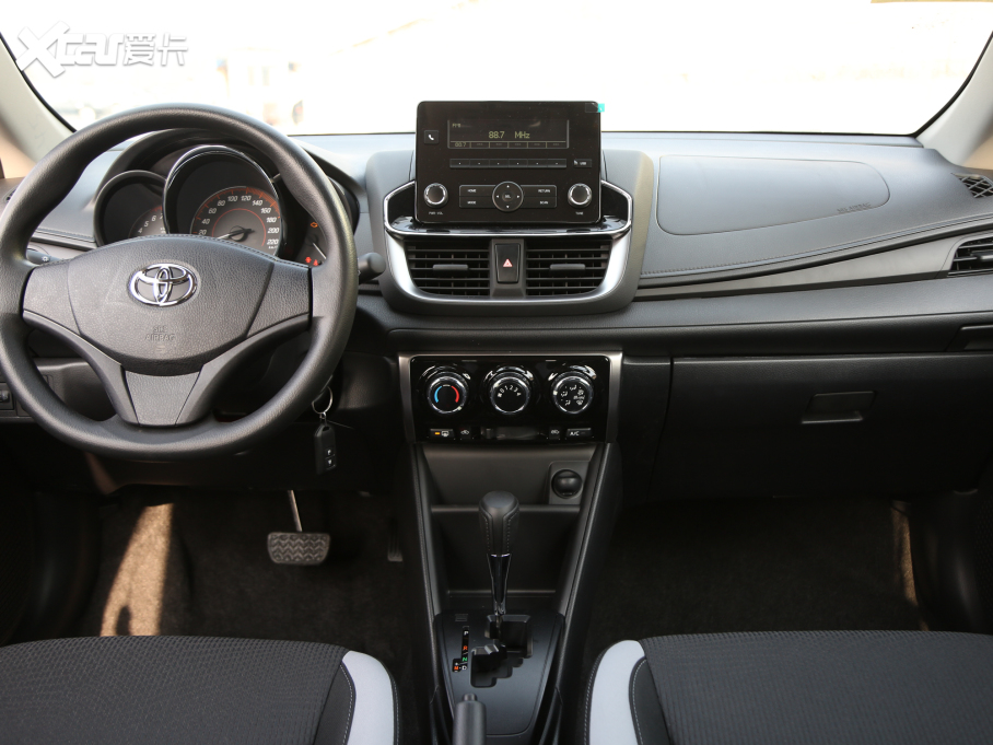 2021YARiS L X X 1.5L CVTA