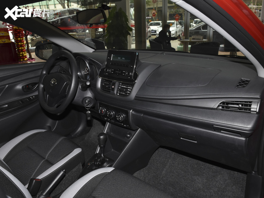 2021YARiS L X X 1.5L CVTI(lng)Ȱ