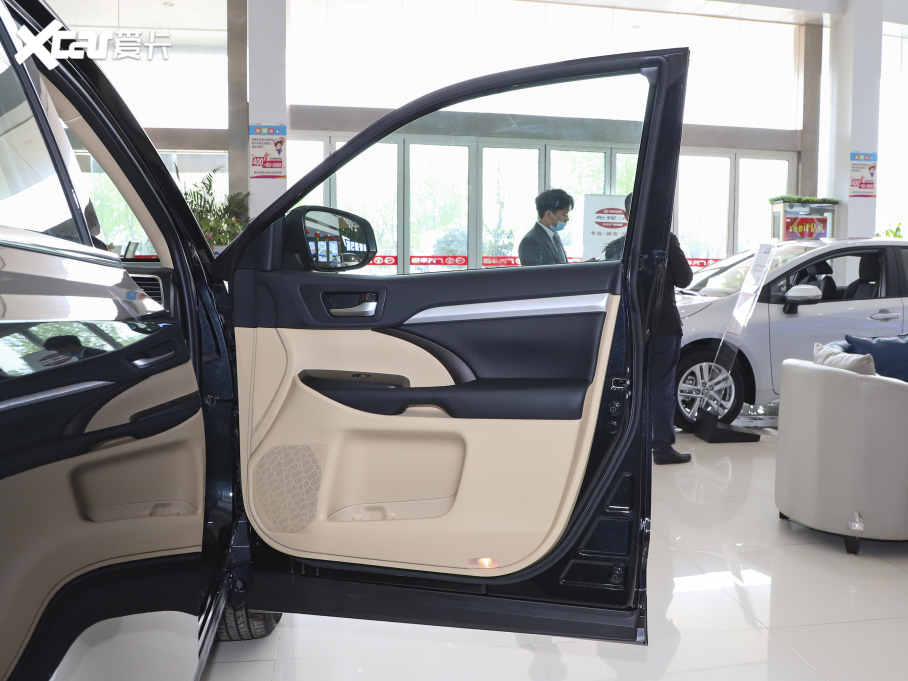 2021hm_(d) 2.0T (q)Ӣ 5