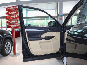 2021款2.0T 两驱精英版 5座 驾驶位车门