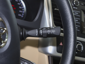 2021款2.0T 两驱精英版 5座 中控区