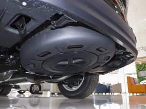 2021款2.0T 两驱精英版 5座 备胎