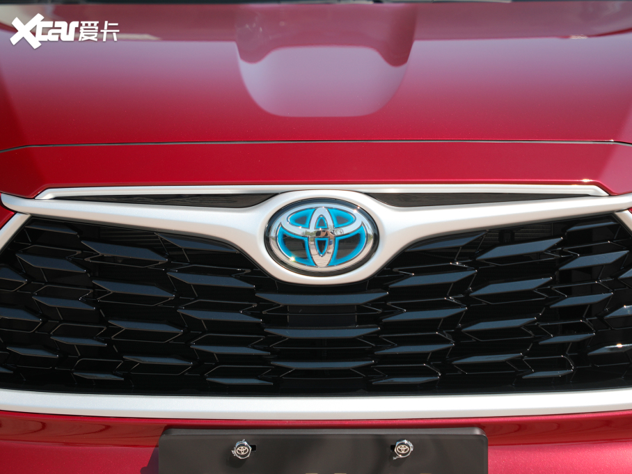 2022hm_p p 2.5L (q)F 7