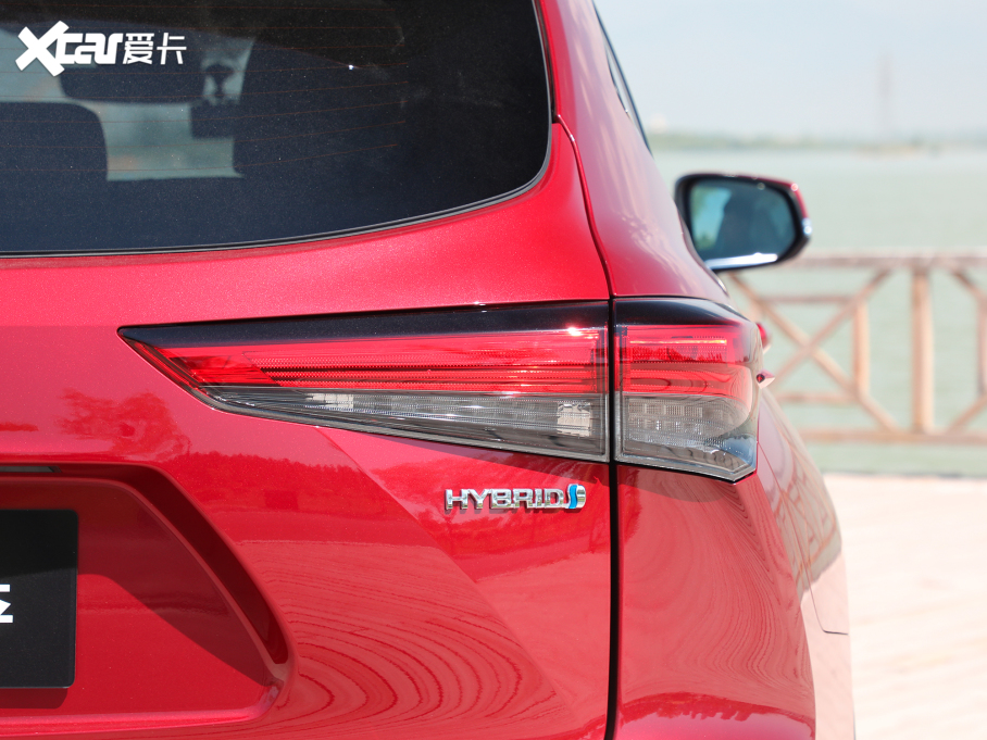 2022hm_(d)p p 2.5L (q)F 7