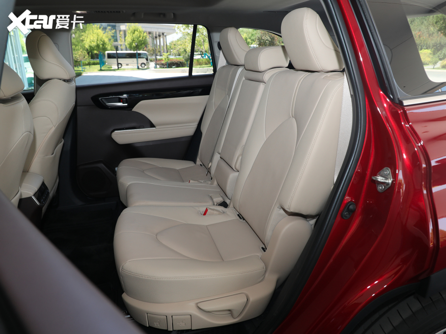 2022hm_(d)p p 2.5L (q)F 7