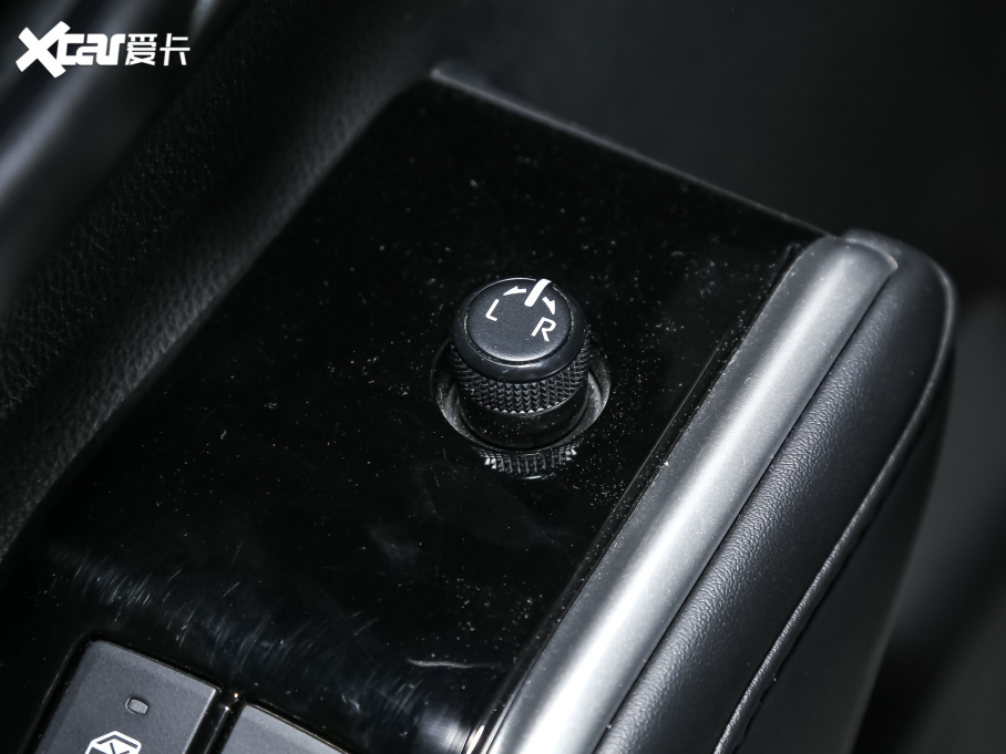 2022hm_(d)p p 2.5L (q)Ӣ 5