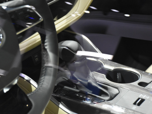 2022p 2.5L (q) 7 п؅^(q)