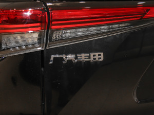 2022p 2.5L 򌾫Ӣ 7 ^