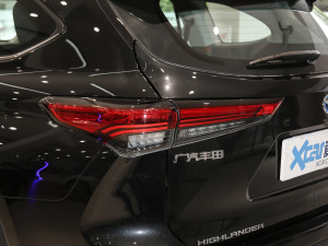 2022p 2.5L 򌾫Ӣ 7 ^