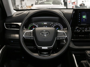 2022p 2.5L (q)Ӣ 7 P