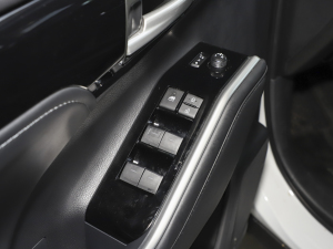 2022p 2.5L F 7 {܇ƅ^	