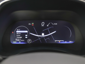 2022p 2.5L (q) 7 п؅^(q)