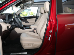 2022p 2.5L F 7 ǰſg