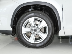 2022p 2.5L 򌾫Ӣ 5 ݆Ȧ