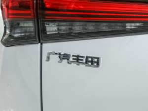 2022p 2.5L 򌾫Ӣ 5 ^