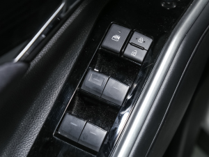 2022p 2.5L 򌾫Ӣ 5 п؅^