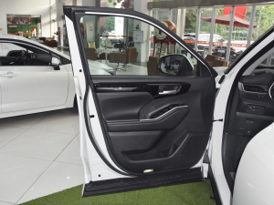 2022p 2.5L F 7 {λ܇T