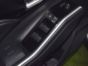 2022p 2.5L F 7 {܇ƅ^	