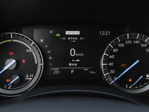 2022p 2.5L (q)A 7 п؅^(q)