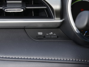 2022p 2.5L (q)A 7 п؅^(q)