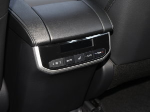 2022p 2.5L (q)A 7 п؅^(q)