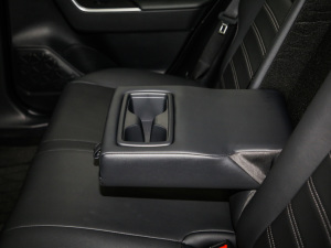 2021款2.0L CVT两驱豪华版  空间座椅