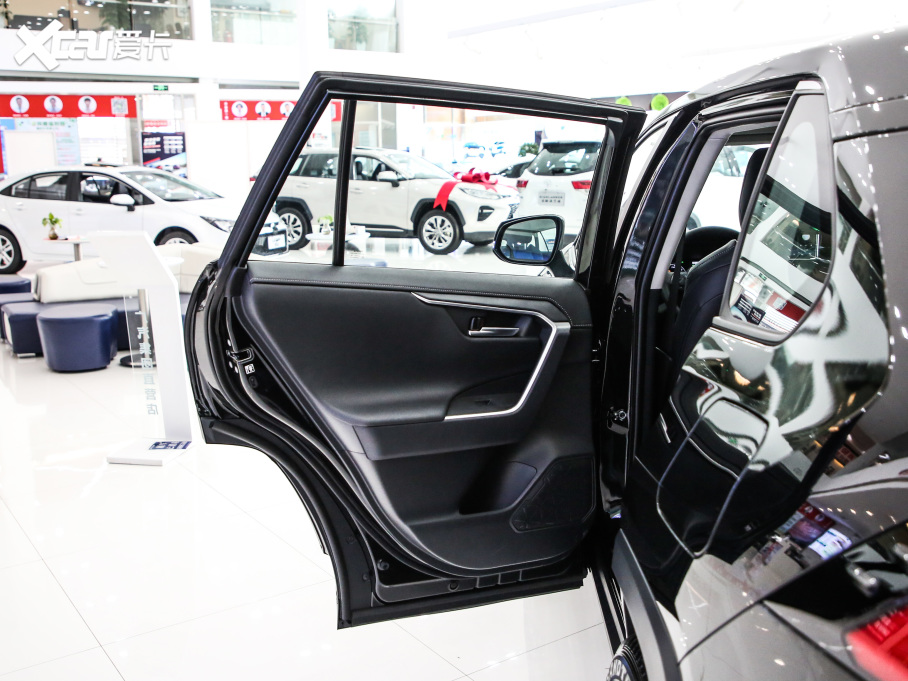 2021m_(d)p p 2.5L E-CVT(q)A