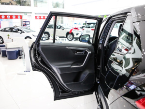 2021p 2.5L E-CVTA ܇T