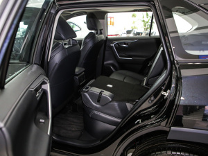 2021p 2.5L E-CVTA ηŵ