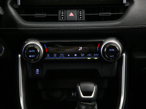 2021p 2.5L E-CVTA {{