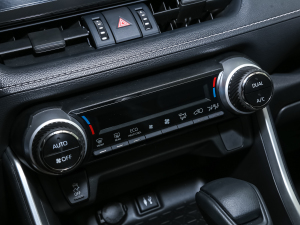 2021p 2.5L E-CVTA {{