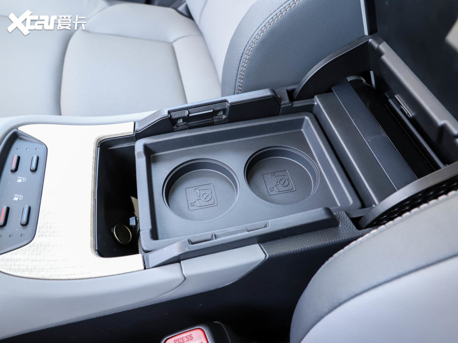 2022�����S �p�� 2.5L CVT������F��