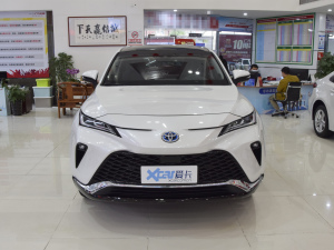 2022款双擎 2.5L CVT两驱尊贵版 正前