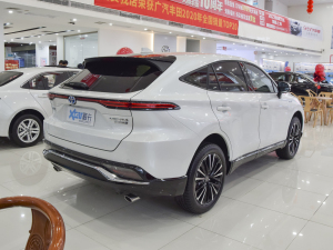 2022款双擎 2.5L CVT两驱尊贵版 右后45度