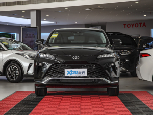 2022款2.0L CVT两驱豪华版 正前