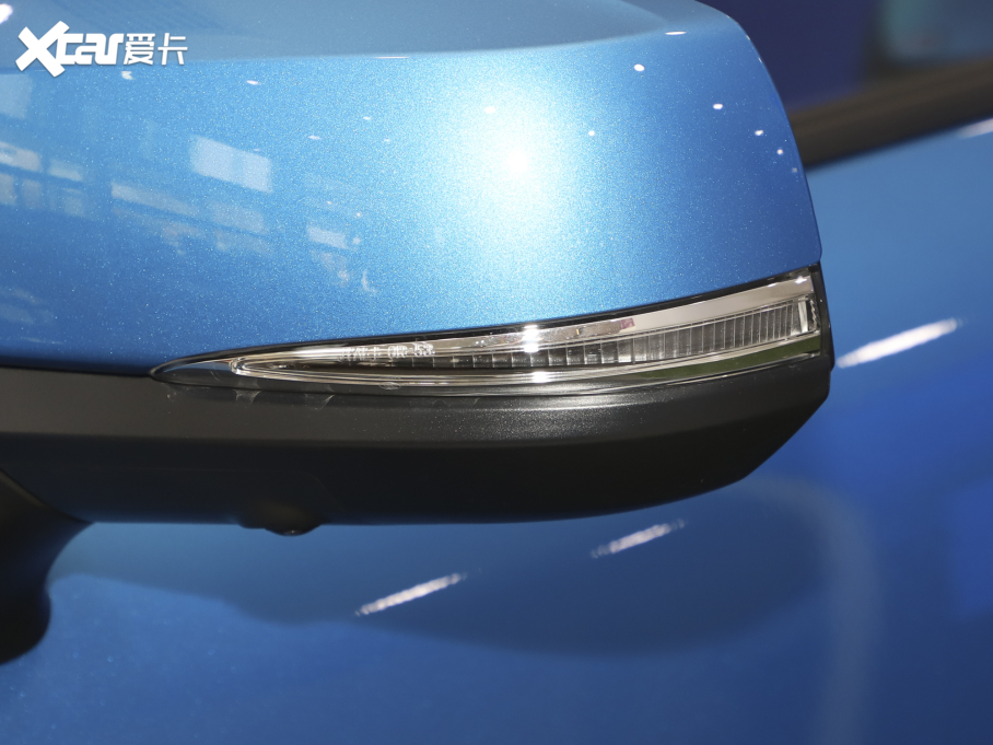 2022hm_(d) 2.0L CVTF