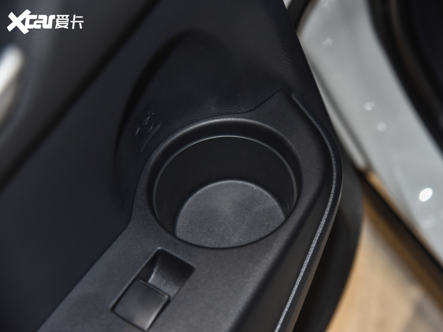 2022hm_(d) 2.0L CVTAPLUS